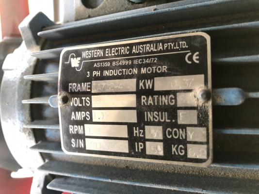 ขายพัดลมท่อดูด-เป่าอากาศ ขนาด 0.5HP. 380V สภาพสวย หมุนนิ่ม พร้อมใช้งาน มี 3ตัวครับ