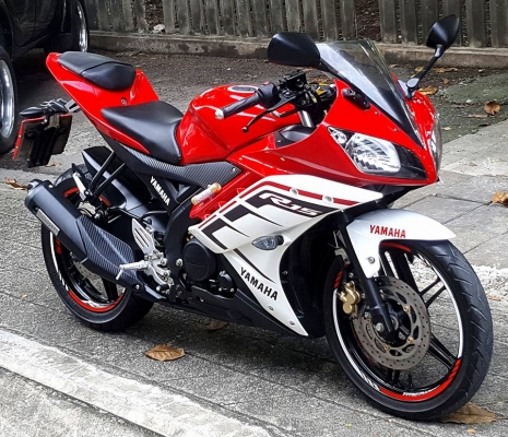 YAMAHA R15 ปี2016 สีแดง สวยมากขับมัน ราคาไม่แพง YAMAHA R15 ปี2016 สีแดง สวยมากขับมัน ราคาไม่แพง
