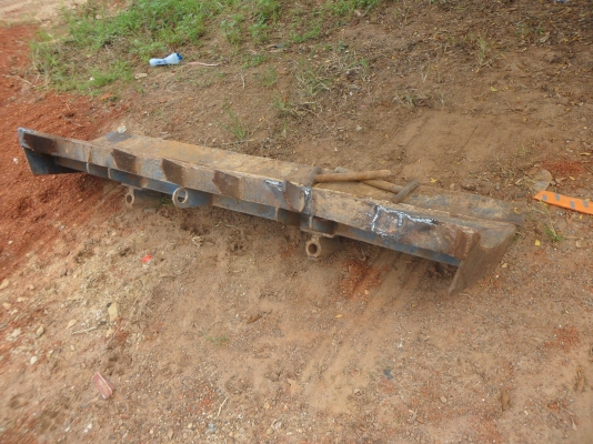 รถไถ  พร้อมใช้งาน6600 แท้ สนใจโทรติดต่อ  089 9383433มีทะเบียนพร้อมโอน