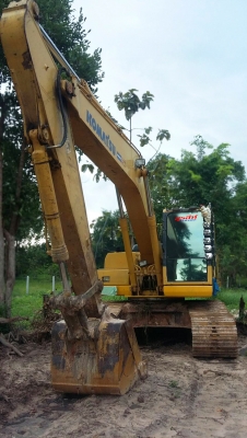 ขายรถแบ็คโฮ KOMATSU PC200-8 สเปคญี่ปุ่นแท้ แน่นทุกระบบ