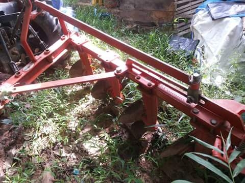 ขายตามสภาพรถไถ14แรงผาลหลังพร้อมโรต้ารีตราช้าง ขายตามสภาพรถไถ14แรงผาลหลังพร้อมโรต้ารีตราช้าง