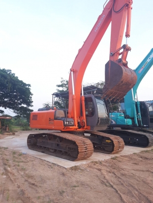 ขาย!! >>> Hitachi Zx200 รุ่น 1 สภาพสวยเต็ม 6,700 ชั่วโมง <<<  เบอร์ติดต่อ 098-7155789 086-4631102