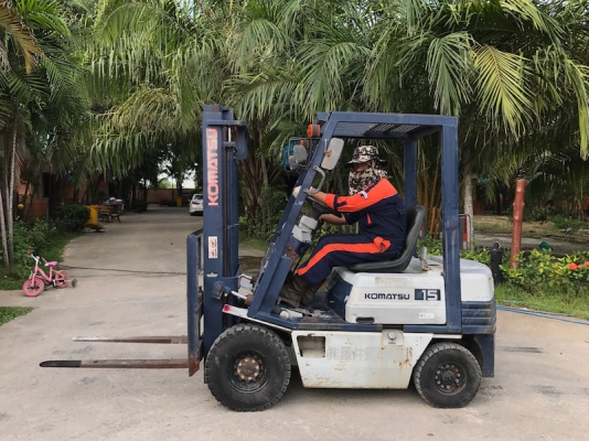 ขายFORKLIFT KOMATSU FG15-15(1.5ตัน) สวยเดิมจากญี่ปุ่น ยังไม่เคยใช้ในไทย 115,000เท่านั้น!!