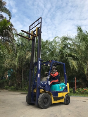 ขายFORKLIFT KOMATSU FG10-16(เสา3เมตร)(1.ตัน) สวยเดิมจากญี่ปุ่น ยังไม่เคยใช้ในไทย 115,000เท่านั้น!!