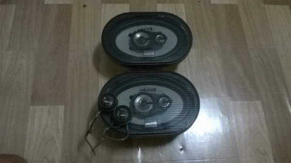 ขายลำโพง audio quart รุ่น AQ-6945  สภาพok ให้หมดเลยตามรูป ราคา800 โทร0924462525โส