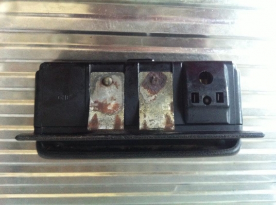 เก๊ะที่จุดบุหรี่ benz w123