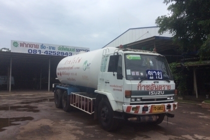 ISUZU ROCK (รถก๊าซ LPG) เครื่อง 195 แรง (ใบอนุญาตยังไม่ขาด) เครื่องดี ยางดี ครัทซีสวย  ติดต่อ เฮียไฮ 095- 4146245