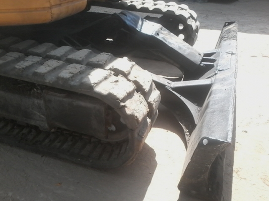 ขายด่วน***CAT 308 BSR รถขุดตีนตะขาบขนาดใหญ่ เก่านอก ขายตามสภาพ มีเอกสาร / มีเก๋ง / ใบมีด / พร้อมด้วยลายเจาะหัวกระแทก ที่มากะตัวรถ รถ+หัวเจาะ 650,000 บาท เอาแค่ตัวรถ ราคา580,000 บาท สนใจ 089-2619445 ขายด่วน***CAT 308 BSR รถขุดตีนตะขาบขนาดใหญ่ เก่านอก ขายตามสภาพ มีเอกสาร / มีเก๋ง / ใบมีด / พร้อมด้วยลายเจาะหัวกระแทก ที่มากะตัวรถ รถ+หัวเจาะ 650,000 บาท เอาแค่ตัวรถ ราคา580,000 บาท สนใจ 089-2619445