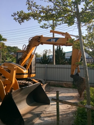ขายด่วน***CAT 308 BSR รถขุดตีนตะขาบขนาดใหญ่ เก่านอก ขายตามสภาพ มีเอกสาร / มีเก๋ง / ใบมีด / พร้อมด้วยลายเจาะหัวกระแทก ที่มากะตัวรถ รถ+หัวเจาะ 650,000 บาท เอาแค่ตัวรถ ราคา580,000 บาท สนใจ 089-2619445 ขายด่วน***CAT 308 BSR รถขุดตีนตะขาบขนาดใหญ่ เก่านอก ขายตามสภาพ มีเอกสาร / มีเก๋ง / ใบมีด / พร้อมด้วยลายเจาะหัวกระแทก ที่มากะตัวรถ รถ+หัวเจาะ 650,000 บาท เอาแค่ตัวรถ ราคา580,000 บาท สนใจ 089-2619445