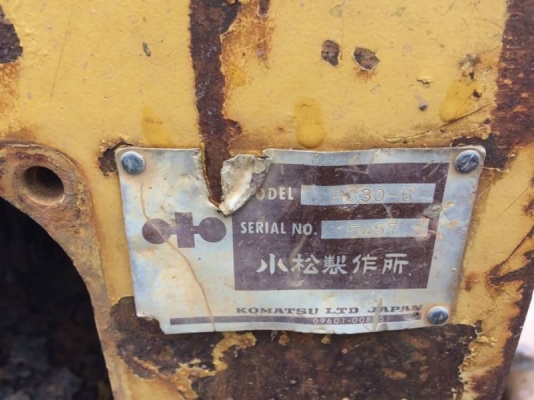 KOMATSU  PC 30-6