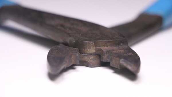 คีมตัด/ย้ำสายไฟ CHANNELLOLCK. Made in USA (เก่าเก็บ) คีมตัด/ย้ำสายไฟ CHANNELLOLCK. Made in USA (เก่าเก็บ)