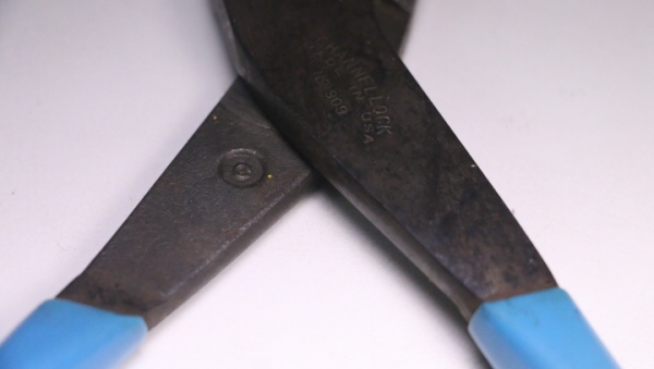 คีมตัด/ย้ำสายไฟ CHANNELLOLCK. Made in USA (เก่าเก็บ) คีมตัด/ย้ำสายไฟ CHANNELLOLCK. Made in USA (เก่าเก็บ)