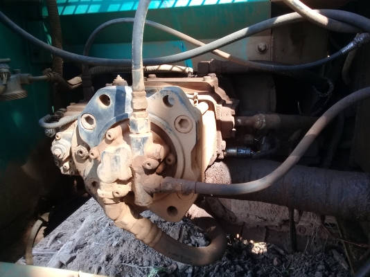 ขายรถแบคโฮ KOBELCO SK200 YN10 โซ่ใหม่เครื่องดีปั้มดี ขายรถแบคโฮ KOBELCO SK200 YN10 โซ่ใหม่เครื่องดีปั้มดี