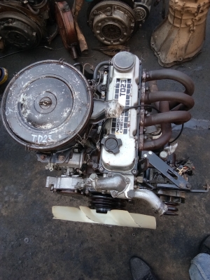 เครื่องยนต์ นิสสัน TD23 เครื่องสวยๆไม่มีไอ เครื่องยนต์ นิสสัน TD23 เครื่องสวยๆไม่มีไอ