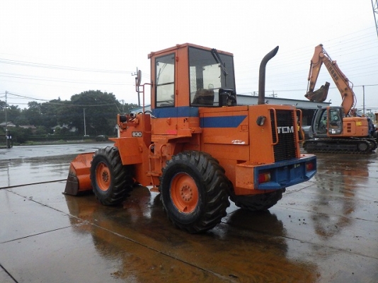 ขายรถตัก ยี่ห้อ TCM รุ่น830 ขายรถตัก ยี่ห้อ TCM รุ่น830