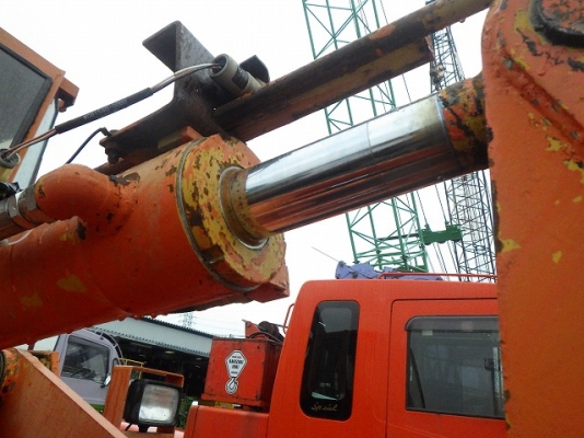 ขายรถตัก ยี่ห้อ TCM รุ่น830 ขายรถตัก ยี่ห้อ TCM รุ่น830