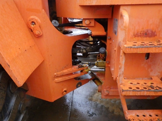 ขายรถตัก ยี่ห้อ TCM รุ่น830 ขายรถตัก ยี่ห้อ TCM รุ่น830