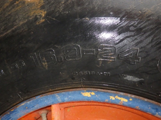 ขายรถตัก ยี่ห้อ TCM รุ่น830 ขายรถตัก ยี่ห้อ TCM รุ่น830