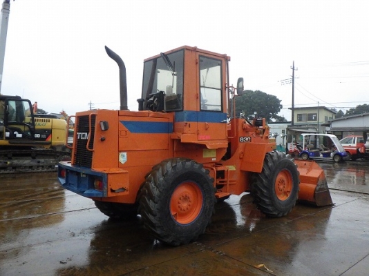 ขายรถตัก ยี่ห้อ TCM รุ่น830 ขายรถตัก ยี่ห้อ TCM รุ่น830