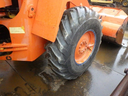 ขายรถตัก ยี่ห้อ TCM รุ่น830 ขายรถตัก ยี่ห้อ TCM รุ่น830