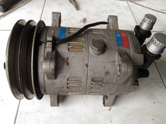 คอมแอร์กิกิKIKIใส่อีซูซุมังกรทองTFR ขายึดเดียวกับคอมซันเด้นSANDEN508 แรงอัดดีเพิ่งใส่ได้6เดือน