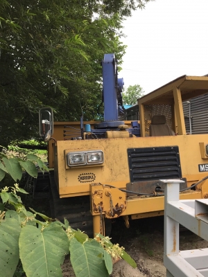 รถบรรทุกตีนตะขาบ รถบรรทุกตีนตะขาบ