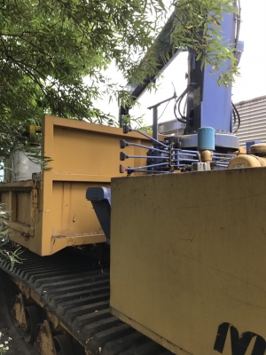 รถบรรทุกตีนตะขาบ