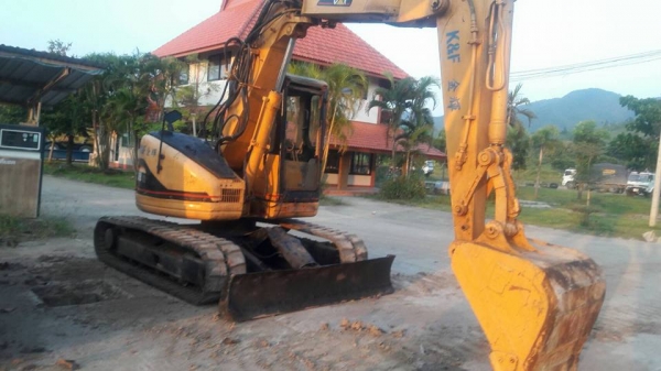 สินค้าเก่านอก ขายถูกด่วนๆ รถขุดCATERPILLAR 308BSR ,คอนโทรลน้ำมัน ,ปั๊มนิ้ว ,มีลายไปป์ปิ้ง ,ราคาเพียง 495,000 บาท สนใจรีบติดต่อ 081-88-33-166