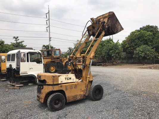 ขายรถตักล้อยาง TCM SD10Z5 นำเข้ามาจากประเทศญี่ปุ่น ยังไม่เคยใช้งานในประเทศไทย สภาพพร้อมใช้งาน สนใจติดต่อ081-948-5494