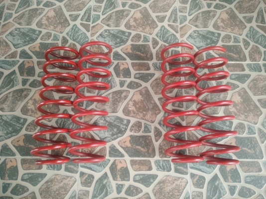 ขายสปริง jeep wj zj