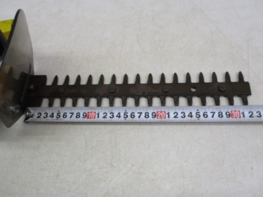 เลื่อยตัดแต่งกิ่งพุ่มไม้ RYOBI จากญี่ปุ่น