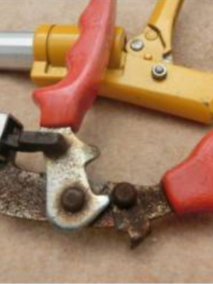 ด้ามยาวตัดแต่งกิ่งต้นไม้ 高枝切りばさみจากญี่ปุ่น