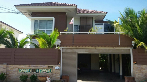 *บ้าน* (ขายหรือแลกรถแบคโฮขนาด200ยี่ห้ออะไรก็ใด้ อยู่หมู่บ้านโฮมการ์เดนโคราชเนื้อที่57ตารางวาน้ำไม่ท่วม