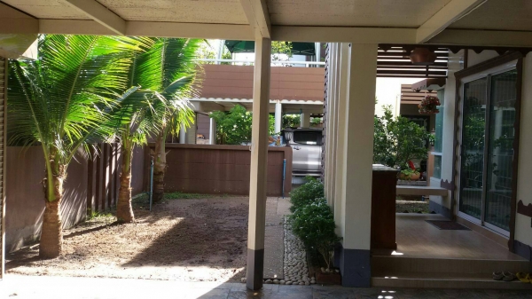 *บ้าน* (ขายหรือแลกรถแบคโฮขนาด200ยี่ห้ออะไรก็ใด้ อยู่หมู่บ้านโฮมการ์เดนโคราชเนื้อที่57ตารางวาน้ำไม่ท่วม