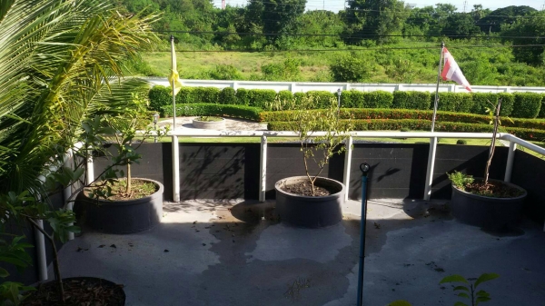 *บ้าน* (ขายหรือแลกรถแบคโฮขนาด200ยี่ห้ออะไรก็ใด้ อยู่หมู่บ้านโฮมการ์เดนโคราชเนื้อที่57ตารางวาน้ำไม่ท่วม