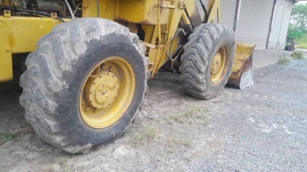 ขาย 265,000 รถตักเอวอ่อน KOBELCO LK 300 เครื่องดี ปั้มยกแรง เกียร์สมบูณร์ ยางดี บุ้งกี้สวย รถสวยพร้อมใช้งาน รถอยู่ ปทุมธานี 0967428942