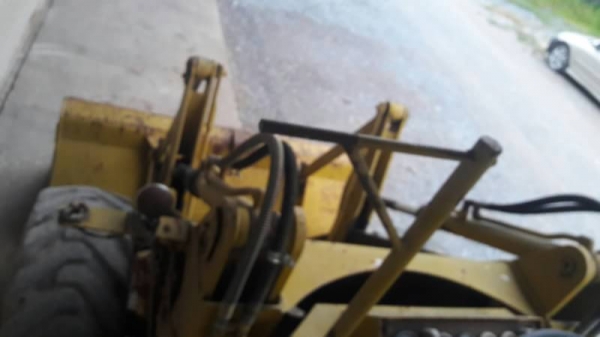 ขาย 265,000 รถตักเอวอ่อน KOBELCO LK 300 เครื่องดี ปั้มยกแรง เกียร์สมบูณร์ ยางดี บุ้งกี้สวย รถสวยพร้อมใช้งาน รถอยู่ ปทุมธานี 0967428942