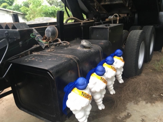 Hino FM1J เครื่องเดิม 210 แรง JO8C เกาะโบอินเตอร์ สมอเงินปี 45 กระบะดั้มพ์สามมิตร เกียร์เดิม สโลยก มีระบบลากพ่วง ยางดี คัสซีสวย หัวเดิม ทะเบียนพร้อม Hino FM1J เครื่องเดิม 210 แรง JO8C เกาะโบอินเตอร์ สมอเงินปี 45 กระบะดั้มพ์สามมิตร เกียร์เดิม สโลยก มีระบบลากพ่วง ยางดี คัสซีสวย หัวเดิม ทะเบียนพร้อม