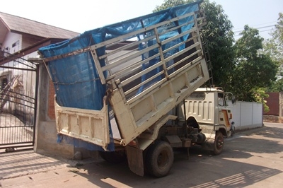 ฝากขาย 6 ล้อดัมพ์ HINO KM 505 117 แรง สภาพพร้อมใช้