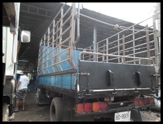 6 ล้อ แคนเตอร์ 115 แรง สภาพดี สวยๆ