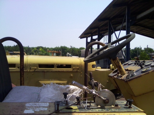 ขายด่วนรถบดอัดถนนรุ่น CAT CS563