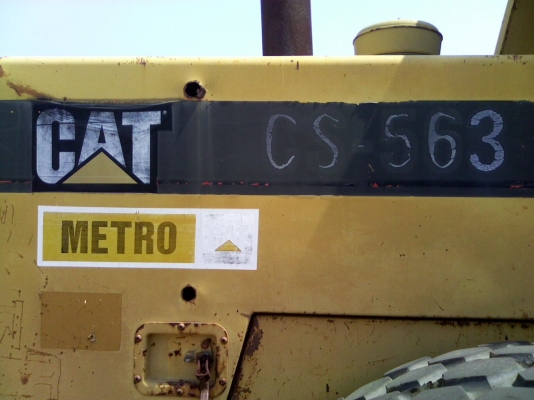 ขายด่วนรถบดอัดถนนรุ่น CAT CS563