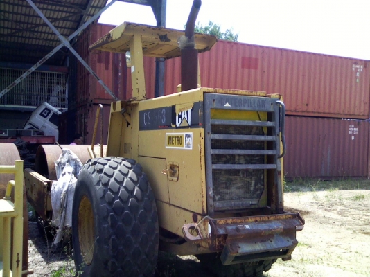 ขายด่วนรถบดอัดถนนรุ่น CAT CS563