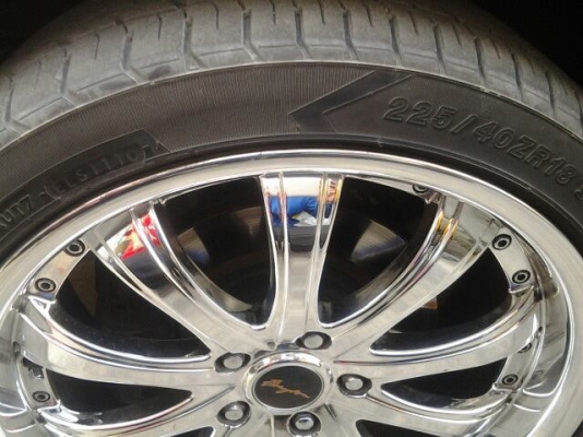 ขายแม็ก18โครมใต้หวันน่า8หลัง9พร้อมยาง5รู114ปี10