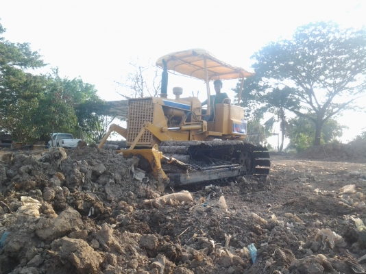 ขายแทรกเตอร์KOMATSU   D 2 OPLซุปเปอร์รถสวยมากราคาถูกมาก