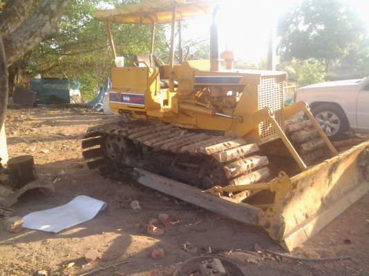 ขายแทรกเตอร์KOMATSU   D 2 OPLซุปเปอร์รถสวยมากราคาถูกมาก