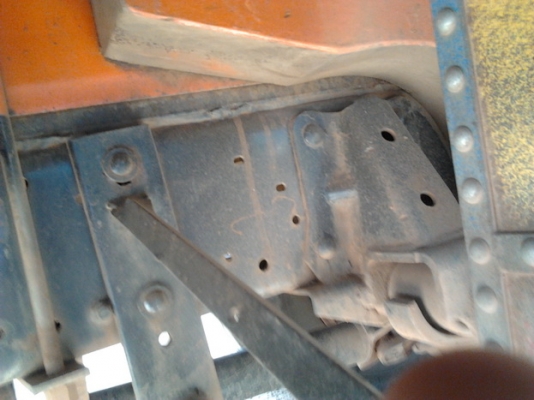 ***ขายแล้วครับขอบคุณ Truck2hand ขาย6ล้อ สวยๆ เครื่องใหญ่ๆ โดนจัย !!! ISUZU NPR 66L วางเครื่อง4HG1 Turbo 130เทอโบ (ลงเล่ม) แห้งจัด แรงดี ไม่เยิ้ม ช่วงล่างใหญ่ Fหน้า-หลัง คัสซีสวย เดิม ไม่ผุ ไม่บวม กระบะคอกไม้ พื้นไม้ สวยๆไม่ผุไม่หัก ยาว4.3ม. ยางสวย6เส้น หั