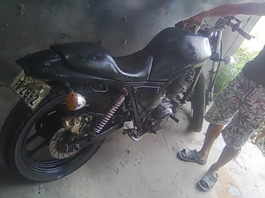 ขายsr400ทะเบียนแท้ มีเล่ม เครื่องติดขับได้ครับ