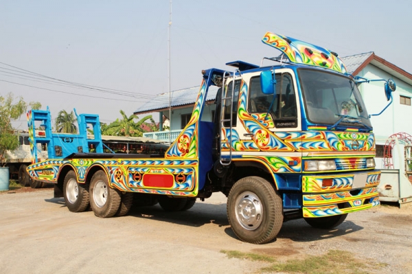 เทรเลอร์บรรทุกรถเกี่ยว HINO 10 ล้อ 2 เพลา