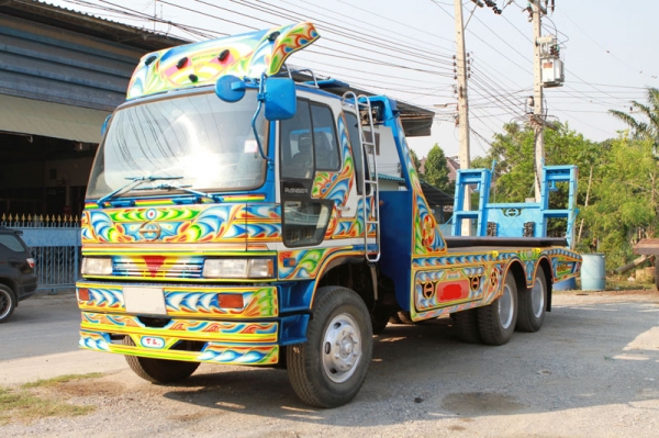 เทรเลอร์บรรทุกรถเกี่ยว HINO 10 ล้อ 2 เพลา